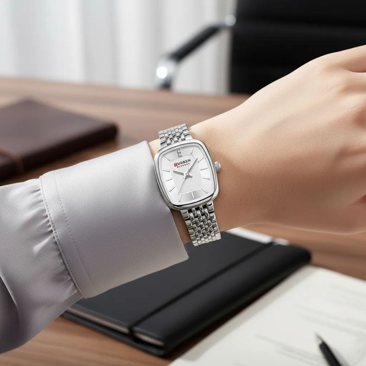 CURREN - Reloj Femenino Elegante Acero Inoxidable Moderno Moda Curren