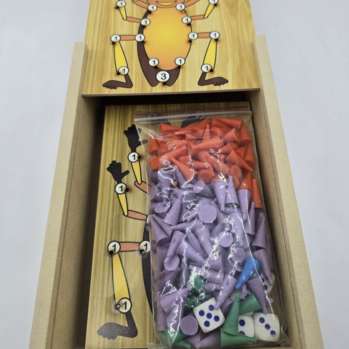 ARTESANAL - Juego De Mesa E Integración La Cucaracha