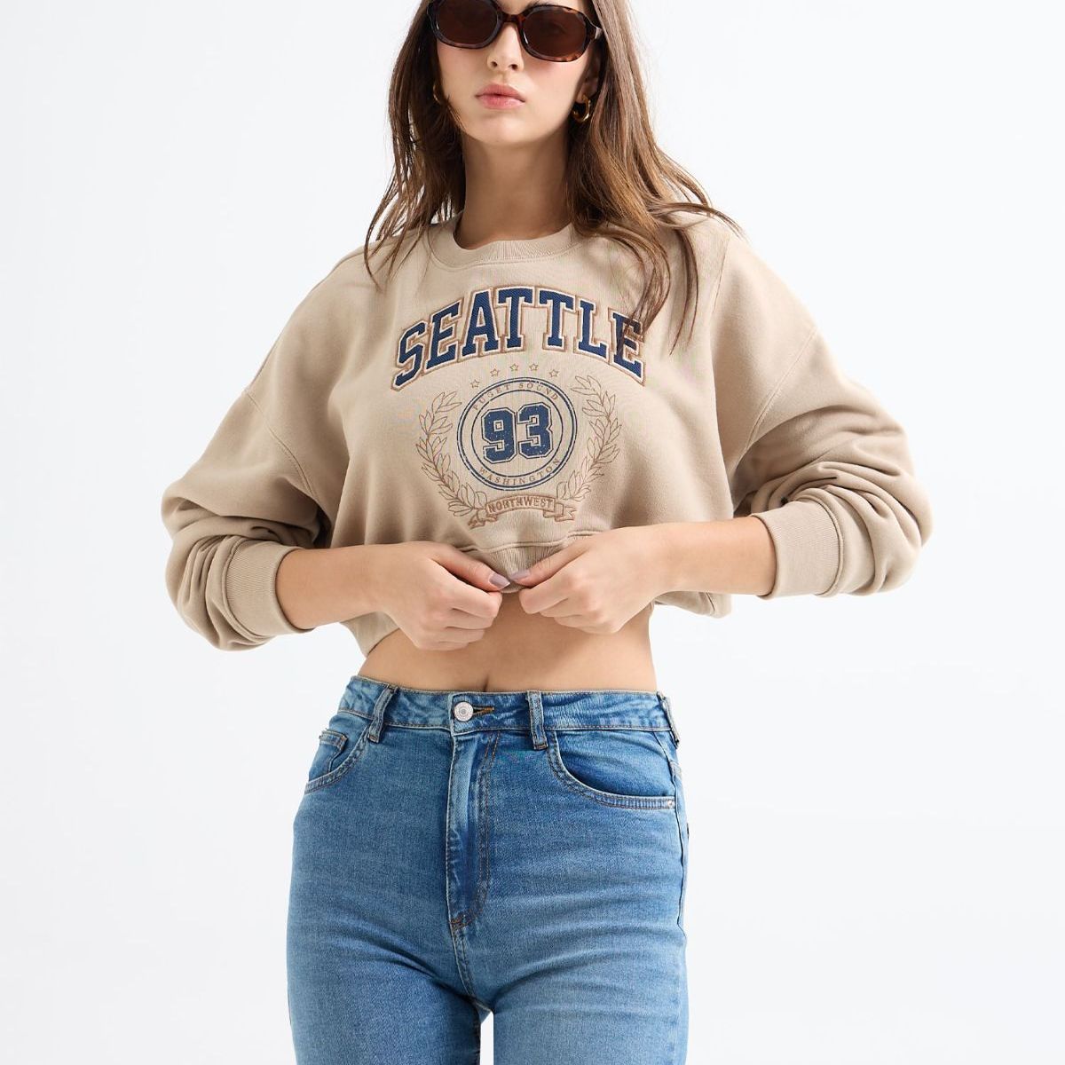 SEVEN SEVEN - Buzo Crop Bordado Seattle  Para Mujer Beige Seven Seven