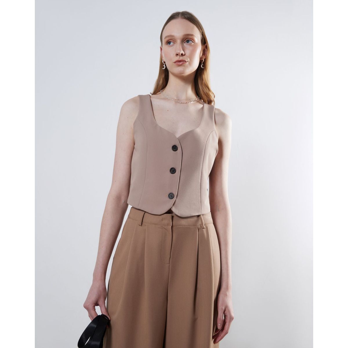 SEVEN SEVEN - Chaleco Escote De Corazón  Para Mujer Camel Seven Seven