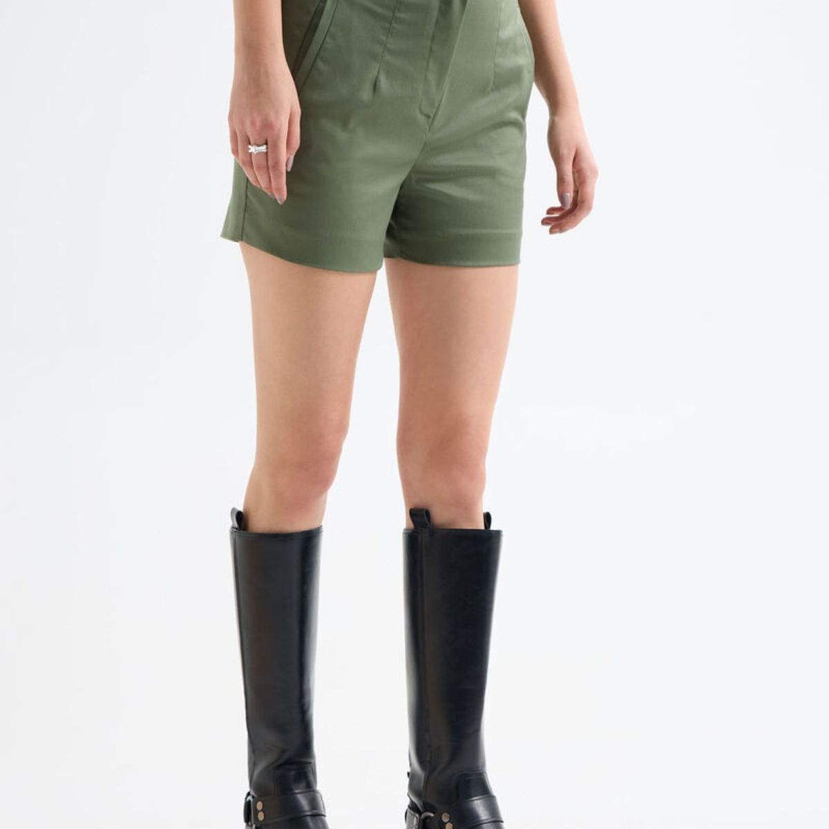 SEVEN SEVEN - Short Para Mujer  Color Verde Oliva Marca Seven Seven #28191039