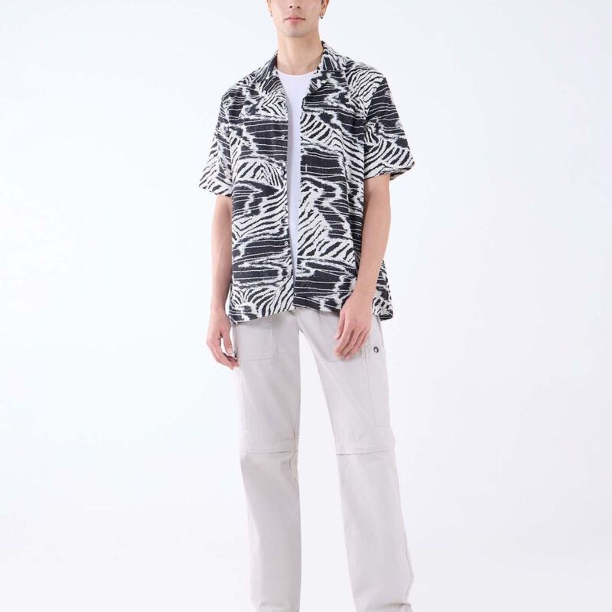 SEVEN SEVEN - Camisa Para Hombre Manga Corta  Color Negro Marca Seven Seven #45012071