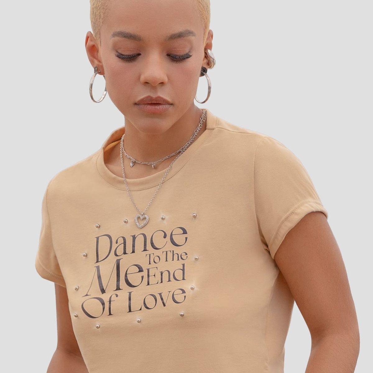 ATYPICAL - Camiseta Mujer Caramelo Atypical 106404