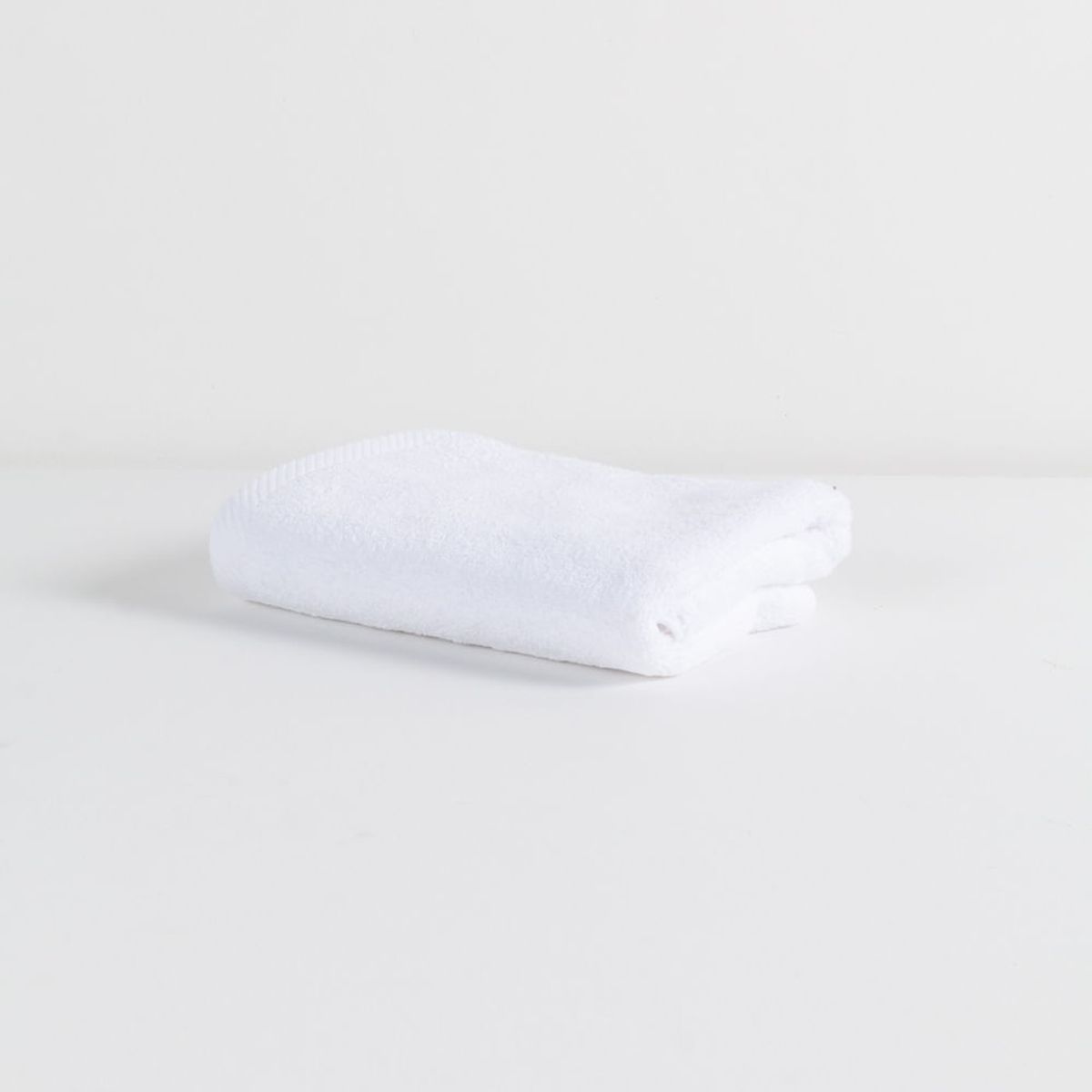 DISTRIHOGAR - Toalla De Manos Imperial 570 gr 43,5 x 83 cm