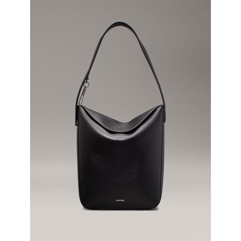 CALVIN KLEIN - Bolso negro saco soft sculp Calvin Klein