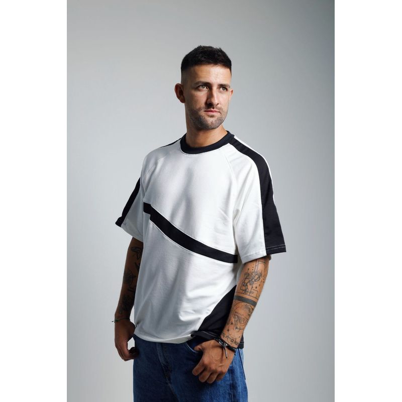 UNCOLOR - Camiseta Oversize Franja