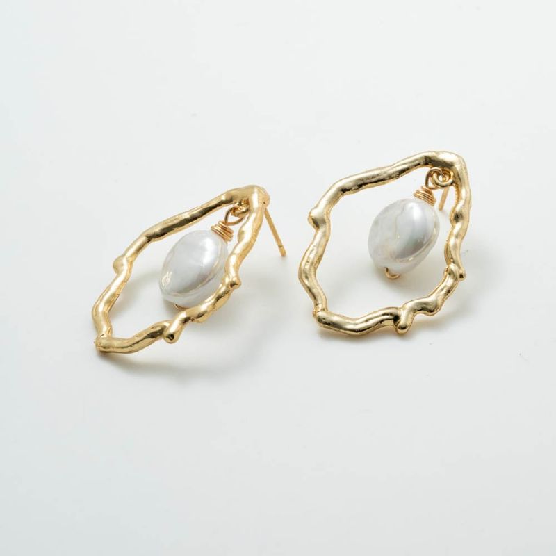 ENIGMA - Aretes Topo Euforia con Perla Dorado Para Mujer_.