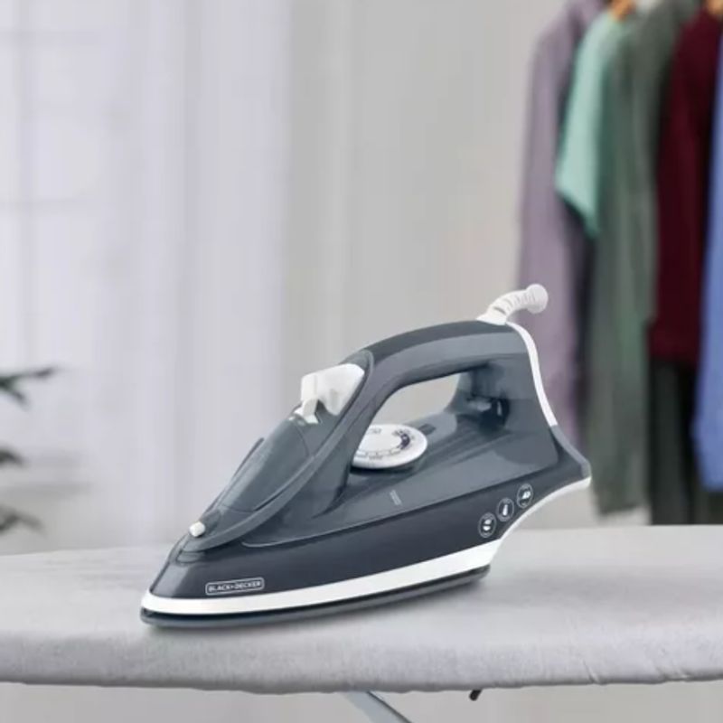 BLACK+DECKER - Plancha Black+Decker TrueGlide Potente para un Planchado Perfecto