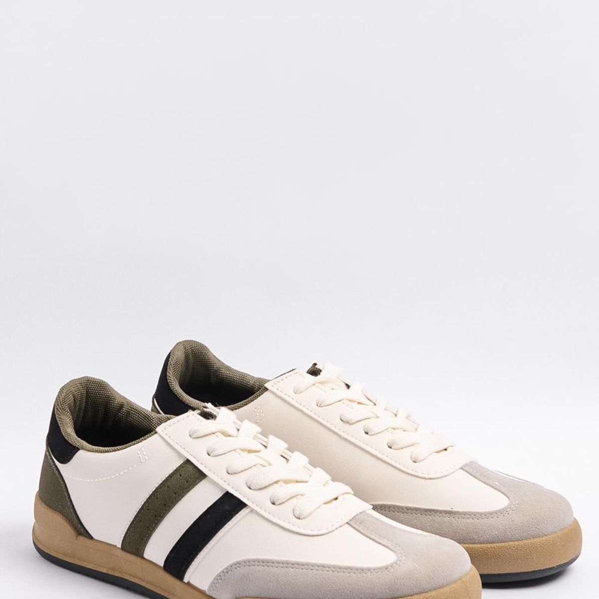 KOAJ - KOAJ tenis urbanos, en color crema claro con contrastes. Hombre