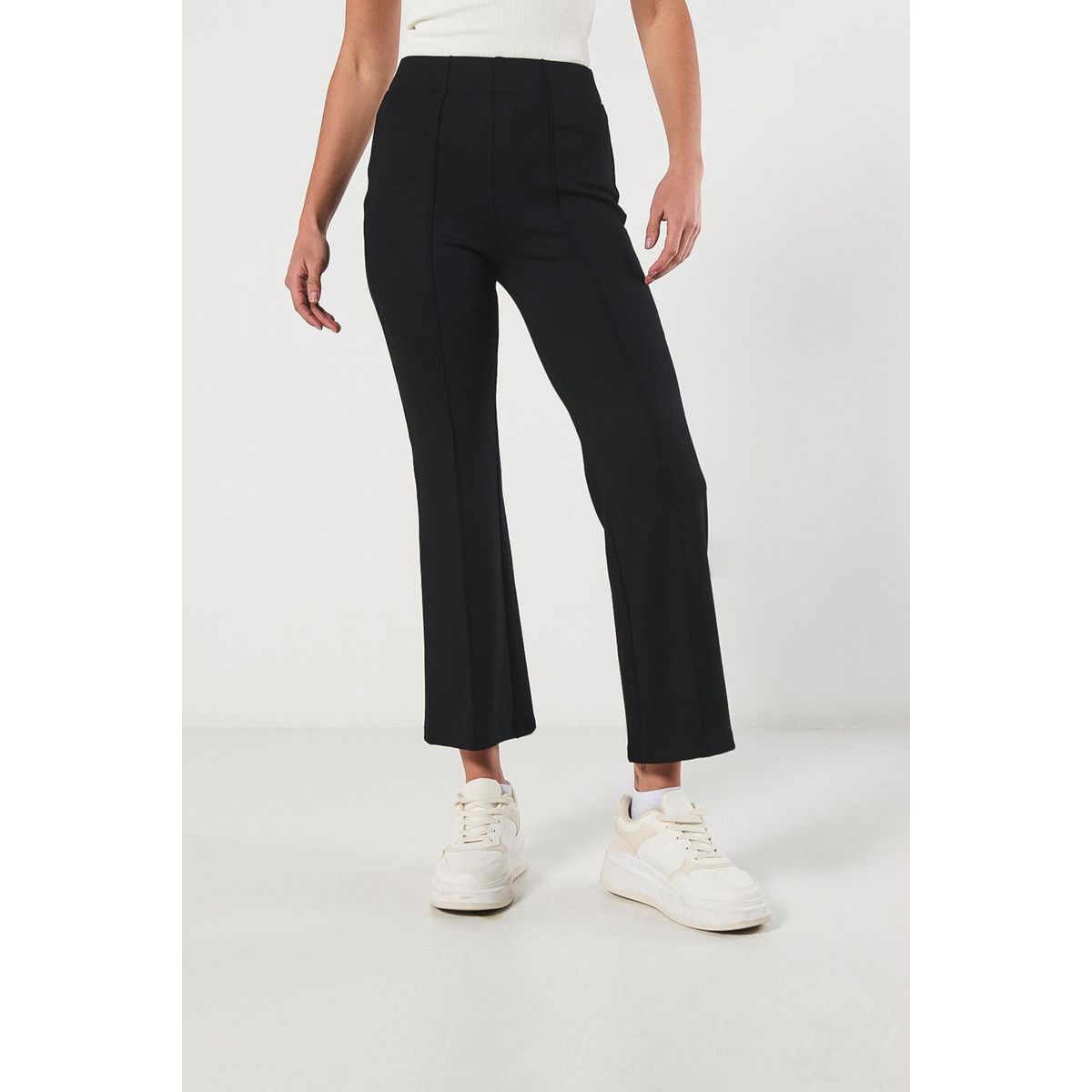 KOAJ - KOAJ Pantalón flare negro con tiro alto y bota ancha corta Mujer