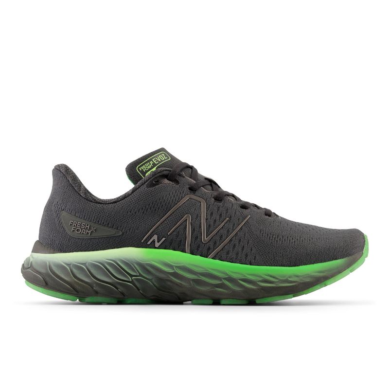 NEW BALANCE - Tenis New Balance Evoz Hombre-Negro