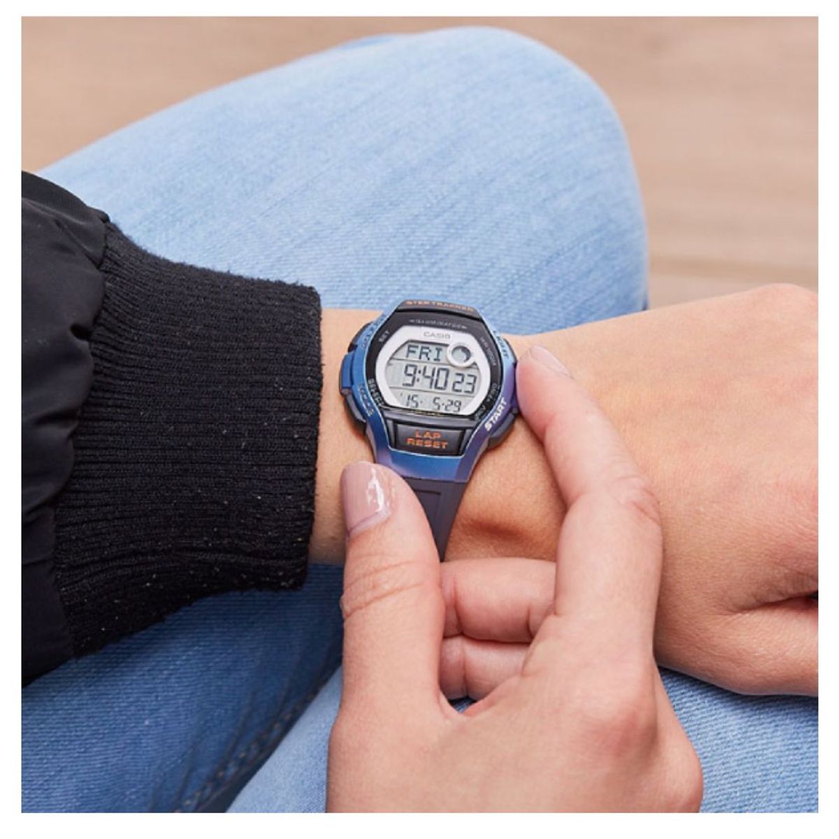 CASIO - Reloj Casio Modelo LWS-2000H-2A Diseño Deportivo