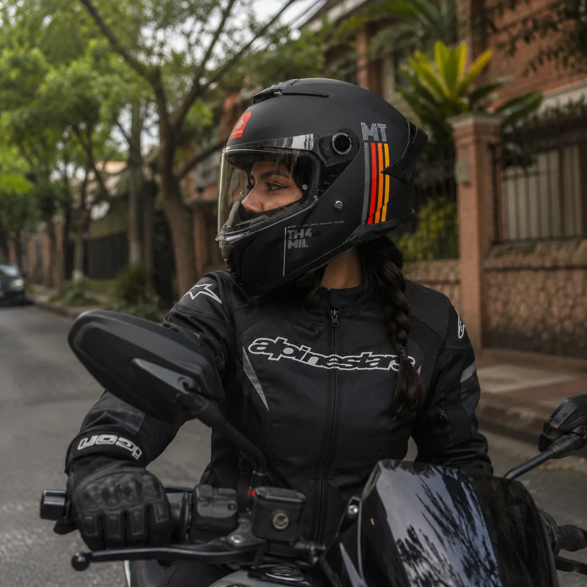 MT HELMETS - CASCO THUNDER 4 SV MIL A11 NEGRO MATE TALLA S