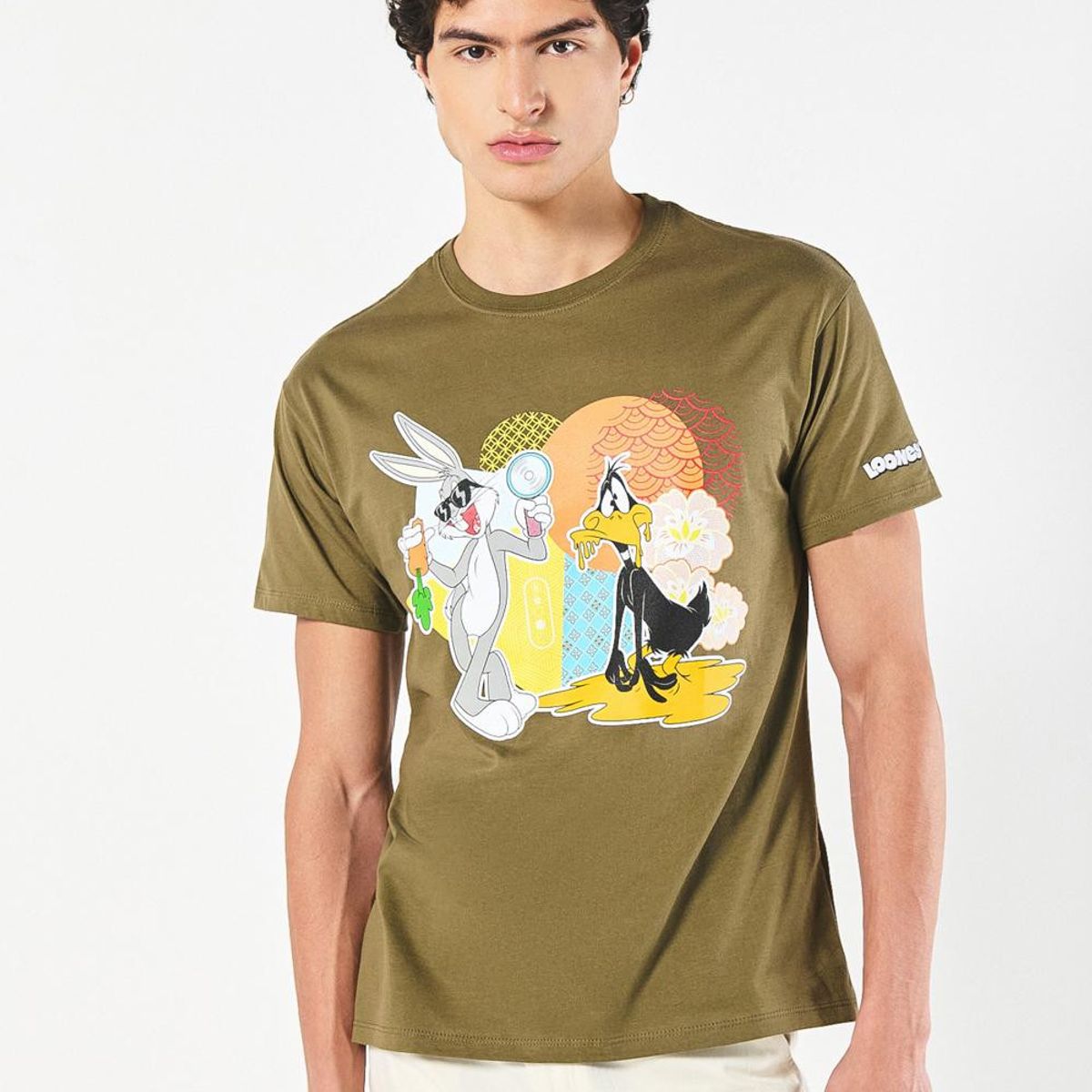 KOAJ - KOAJ Camiseta de Looney Tunes verde oscura cuello redondo Hombre
