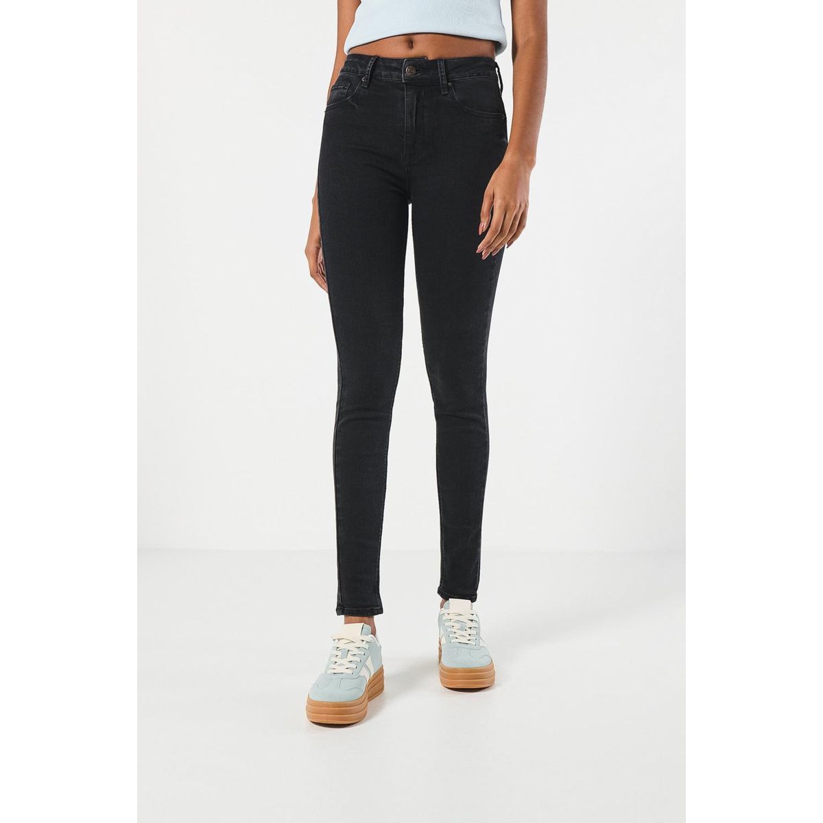 KOAJ - KOAJ Jean push up gris oscuro tiro alto con pinzas de realc Mujer