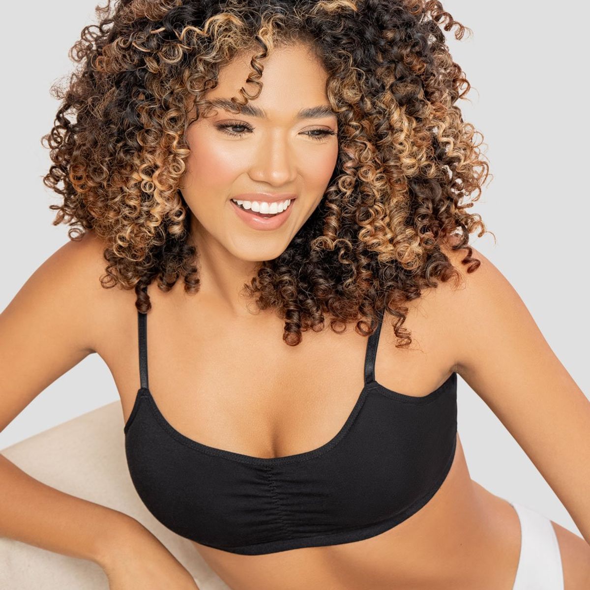 FORMAS INTIMAS - Top Mujer Negro Fi 107106