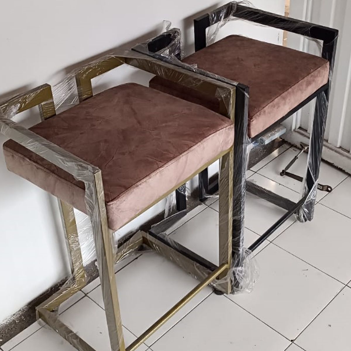 GENERICO - SiIIa Bar De Cubo II_.