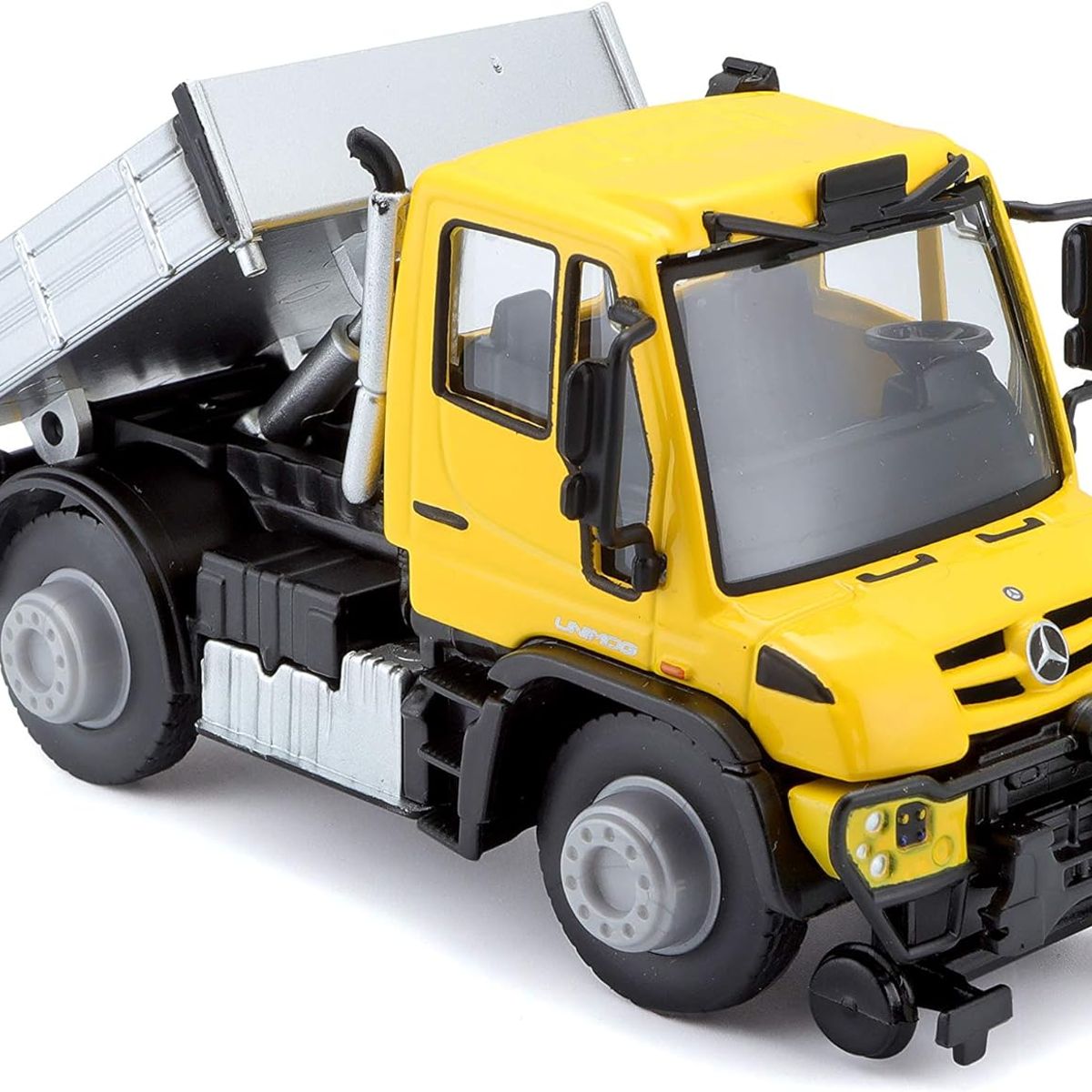 MAISTO - Camión A Escala 143 Mercedes Benz Unimog amarillo Maisto