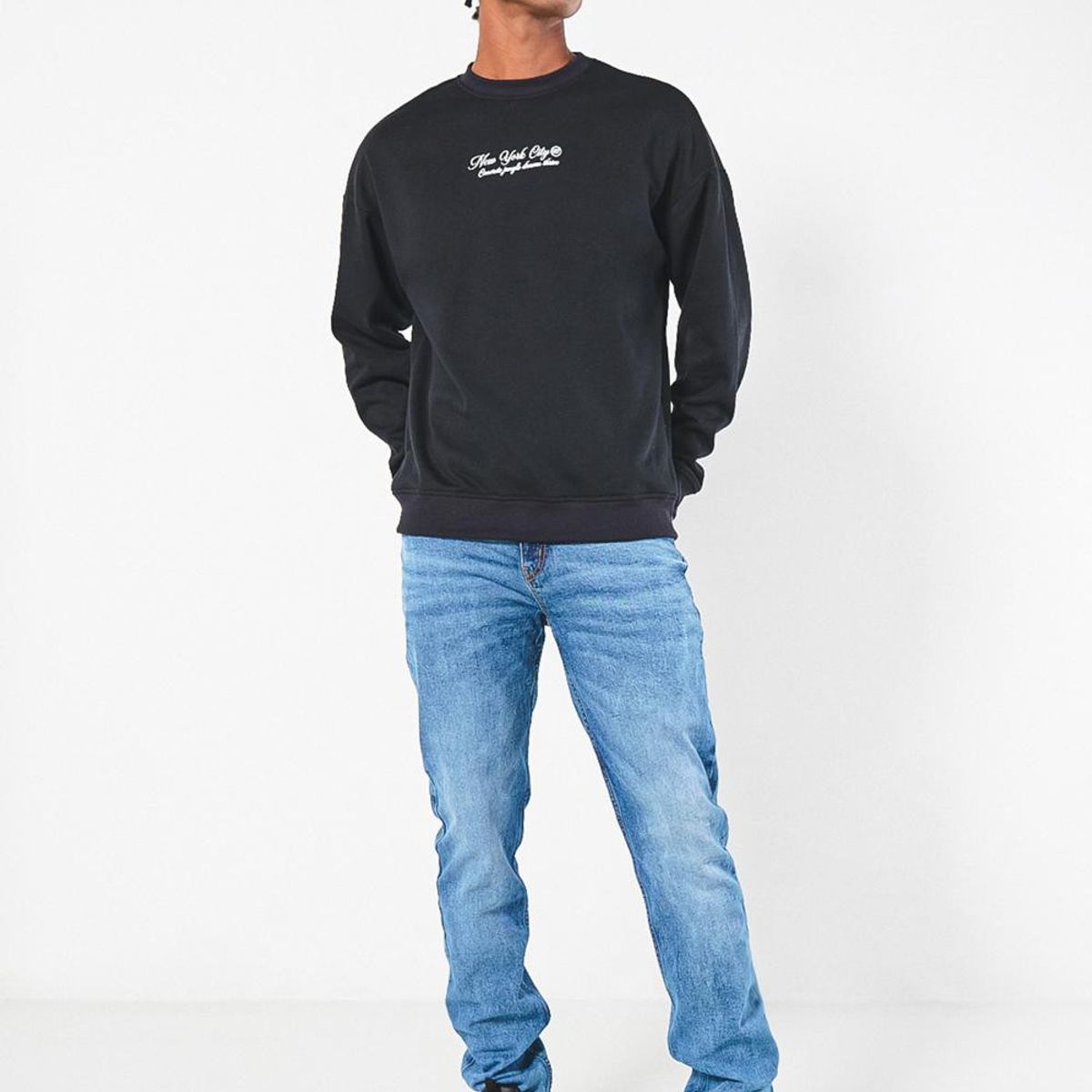 KOAJ - KOAJ Buzo cuello redondo oversize estampado en frente y espa Hombre