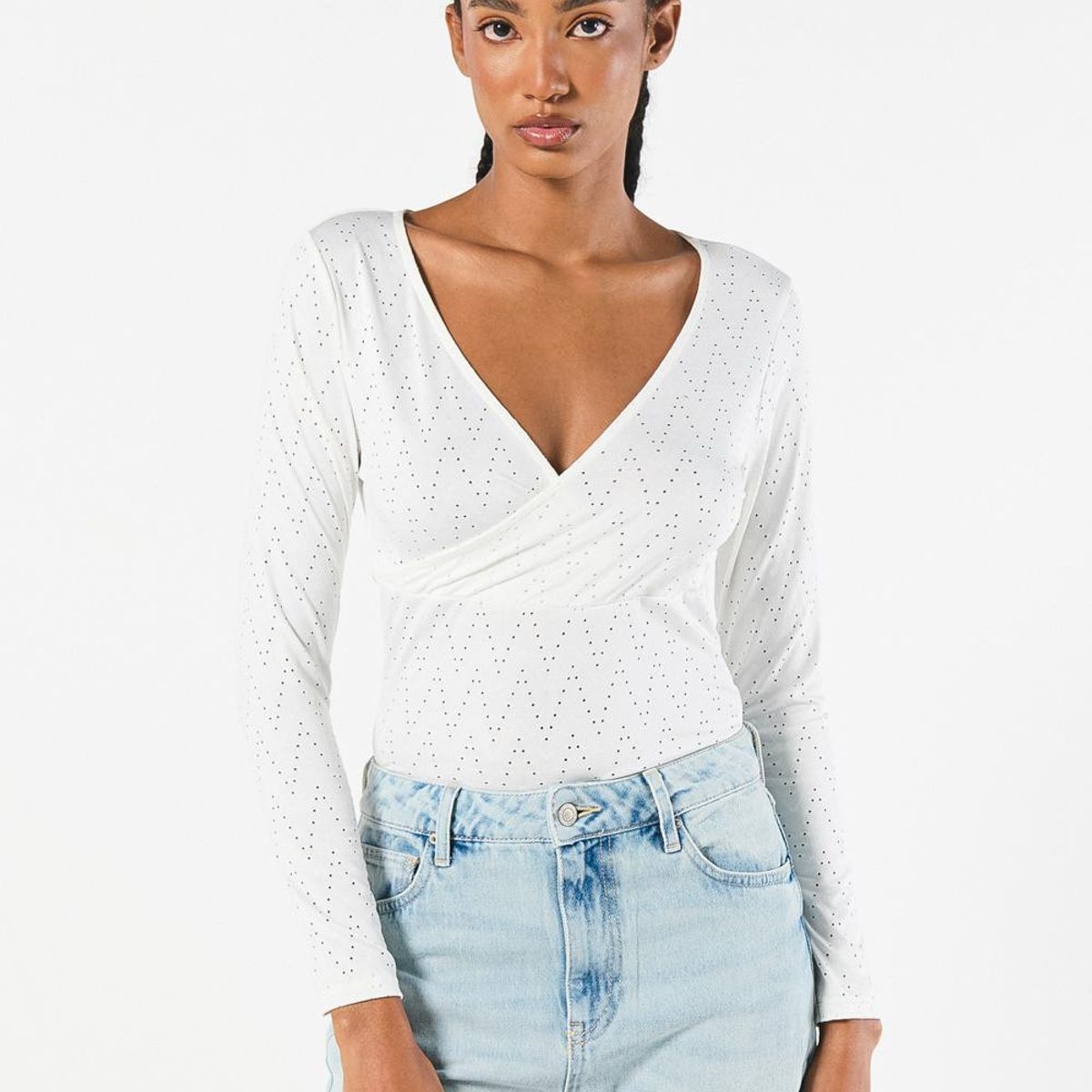 KOAJ - KOAJ Camiseta manga larga crema clara con escote cruzado Mujer