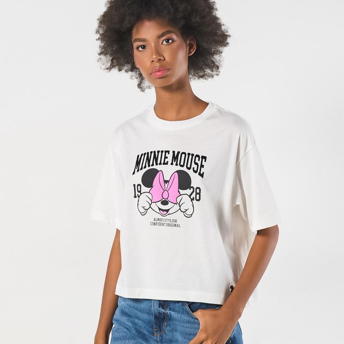 KOAJ - KOAJ Camiseta femenina oversize con arte en frente de Minnie Mujer