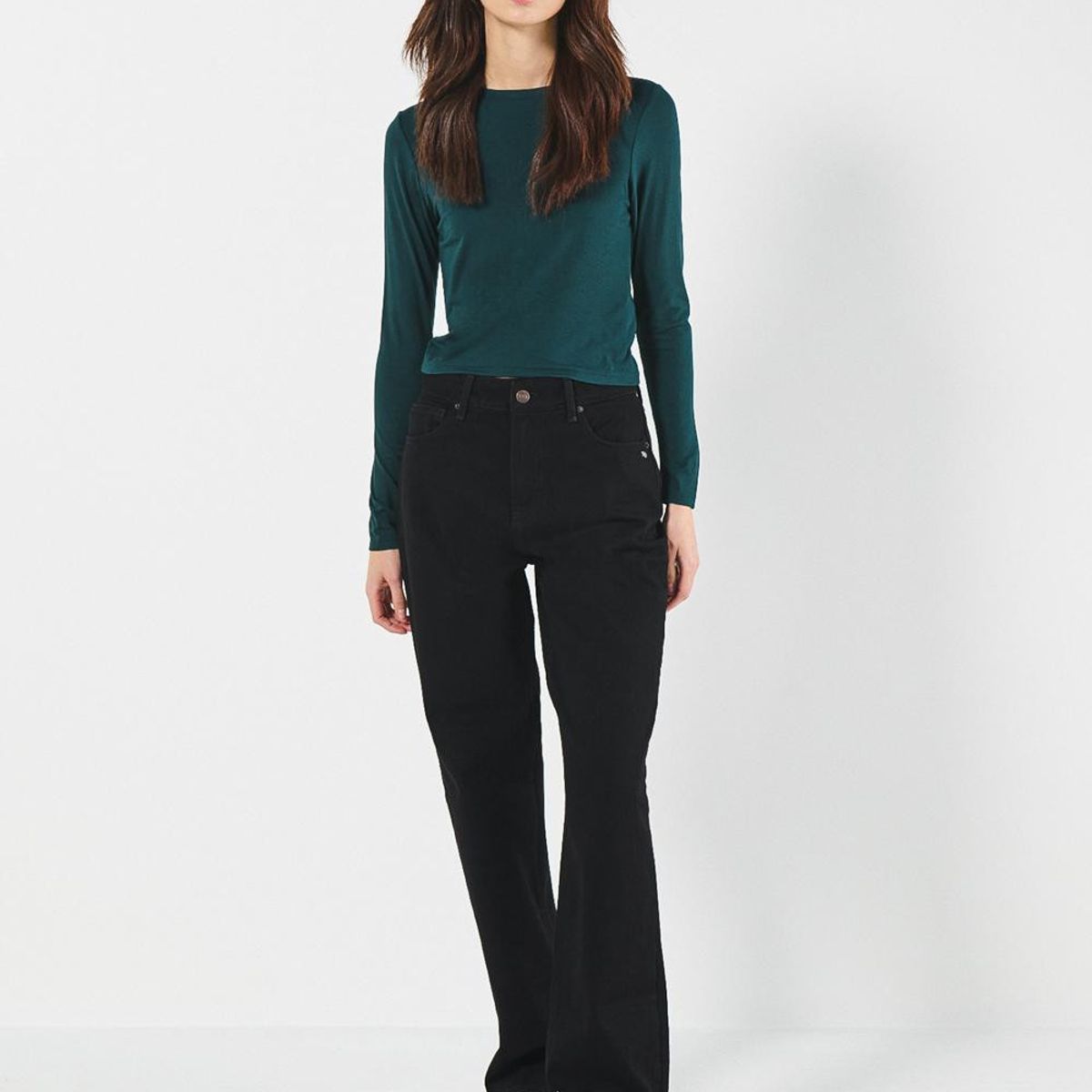 KOAJ - KOAJ Jean 90´S negro bota recta con bolsillos y tiro alto Mujer