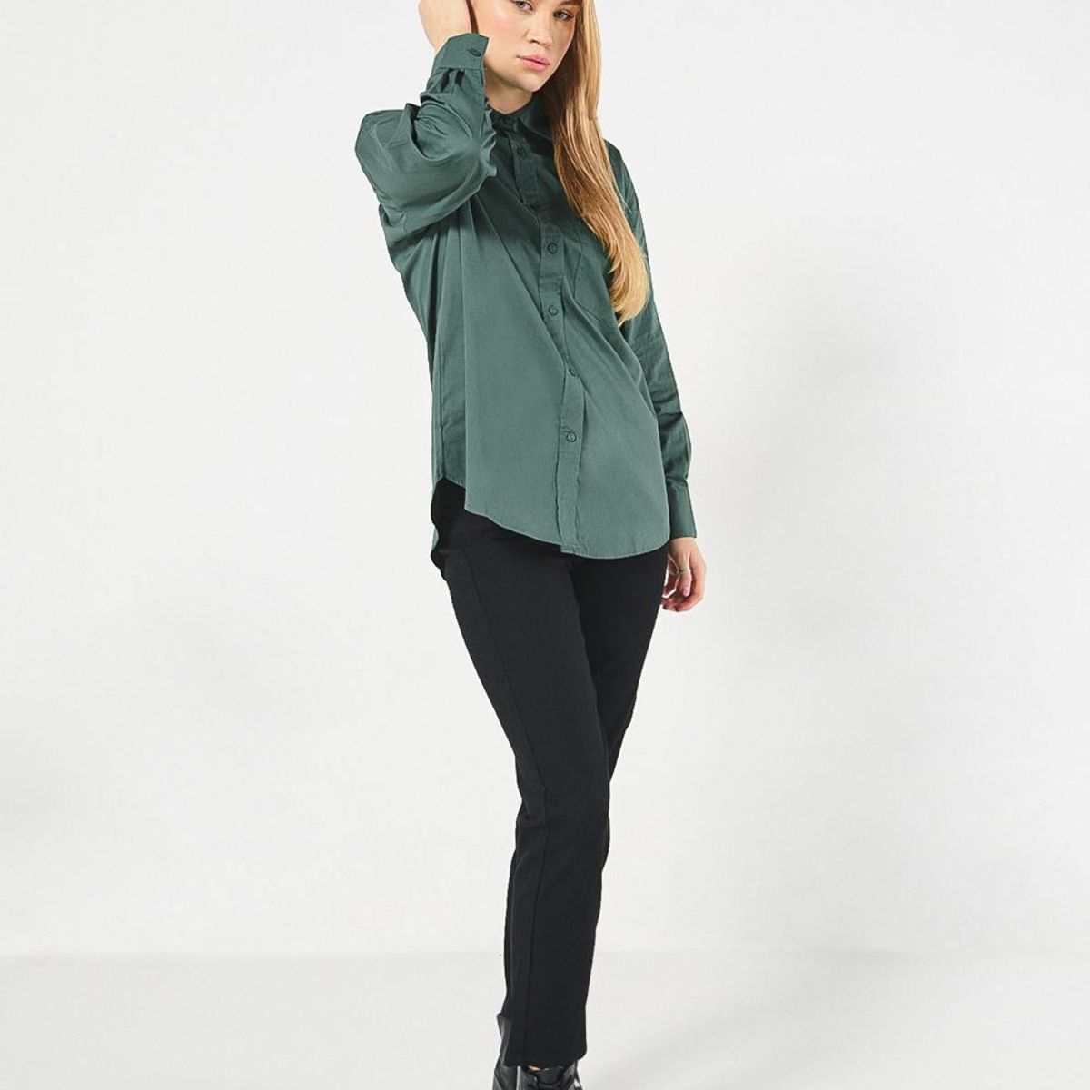 KOAJ - KOAJ Blusa unicolor oversize con manga larga y botones Mujer