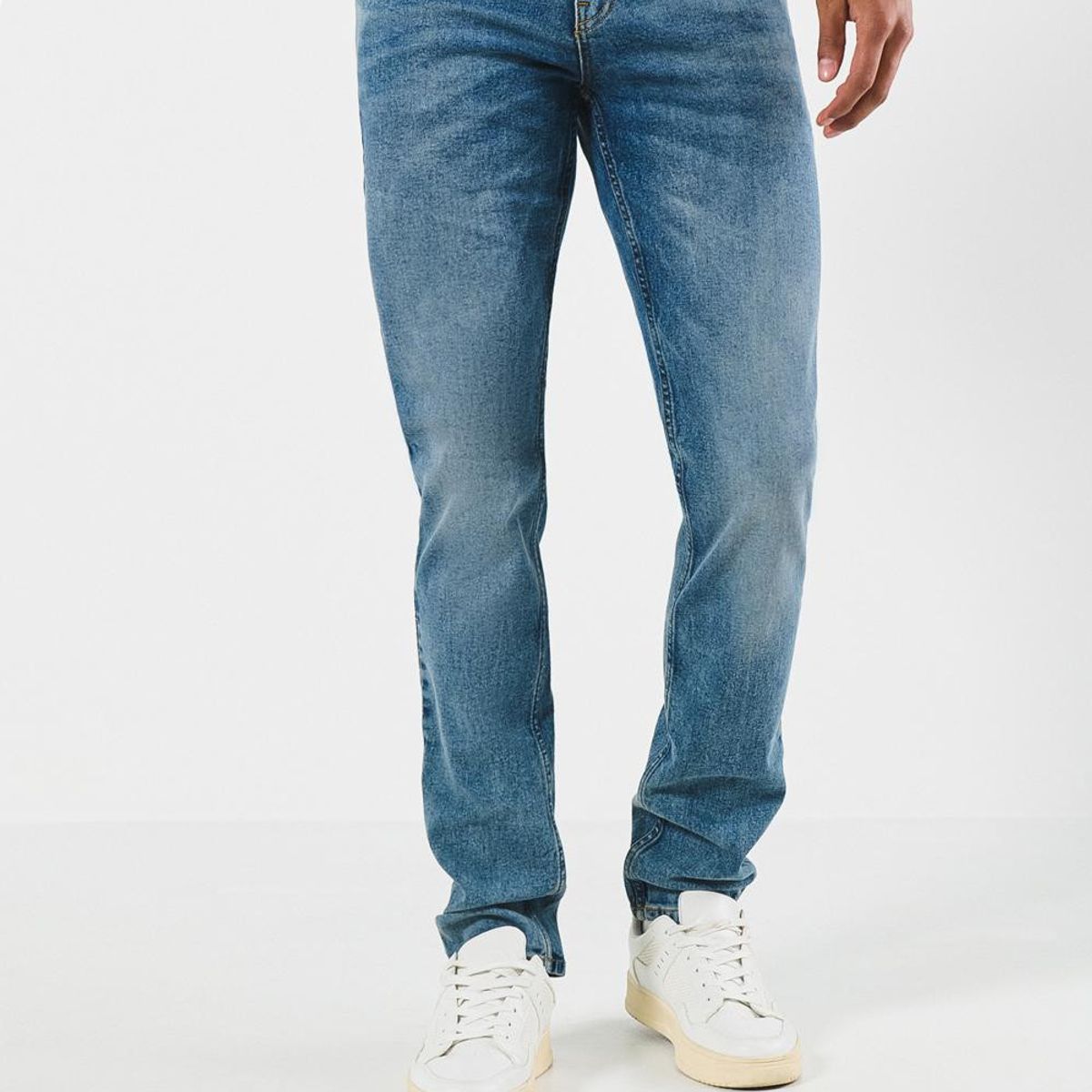KOAJ - KOAJ Jean slim tiro bajo ajustado azul con desgastes Hombre