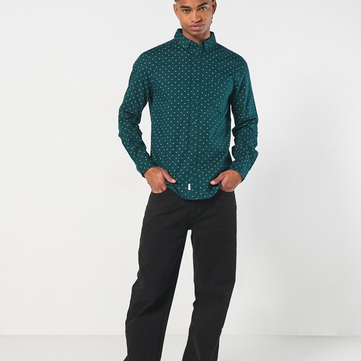 KOAJ - KOAJ Camisa verde oscura con cuello button down y diseños Hombre