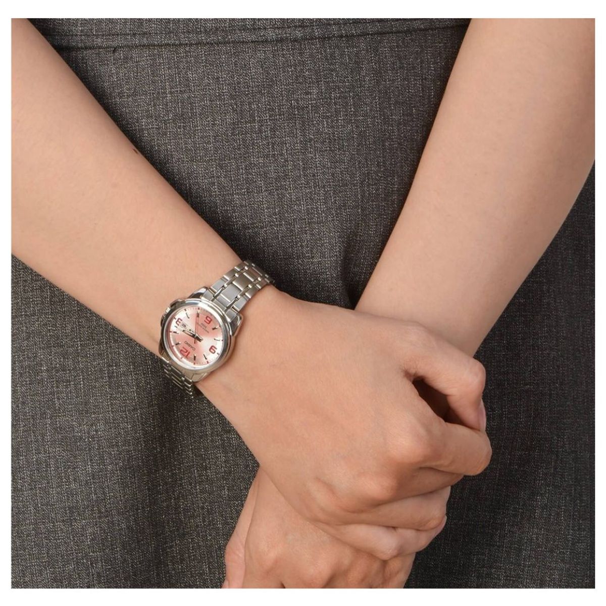 CASIO - Reloj Casio Referencia LTP-1314D-5A Diseño Elegante