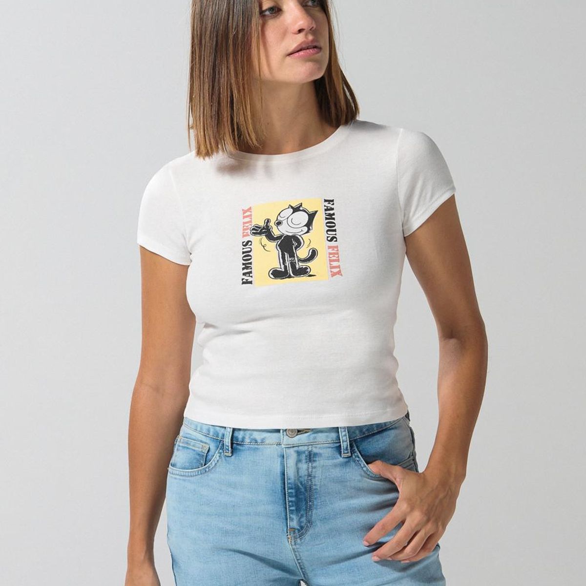 KOAJ - KOAJ Camiseta manga corta en rib con estampado en frente de  Mujer