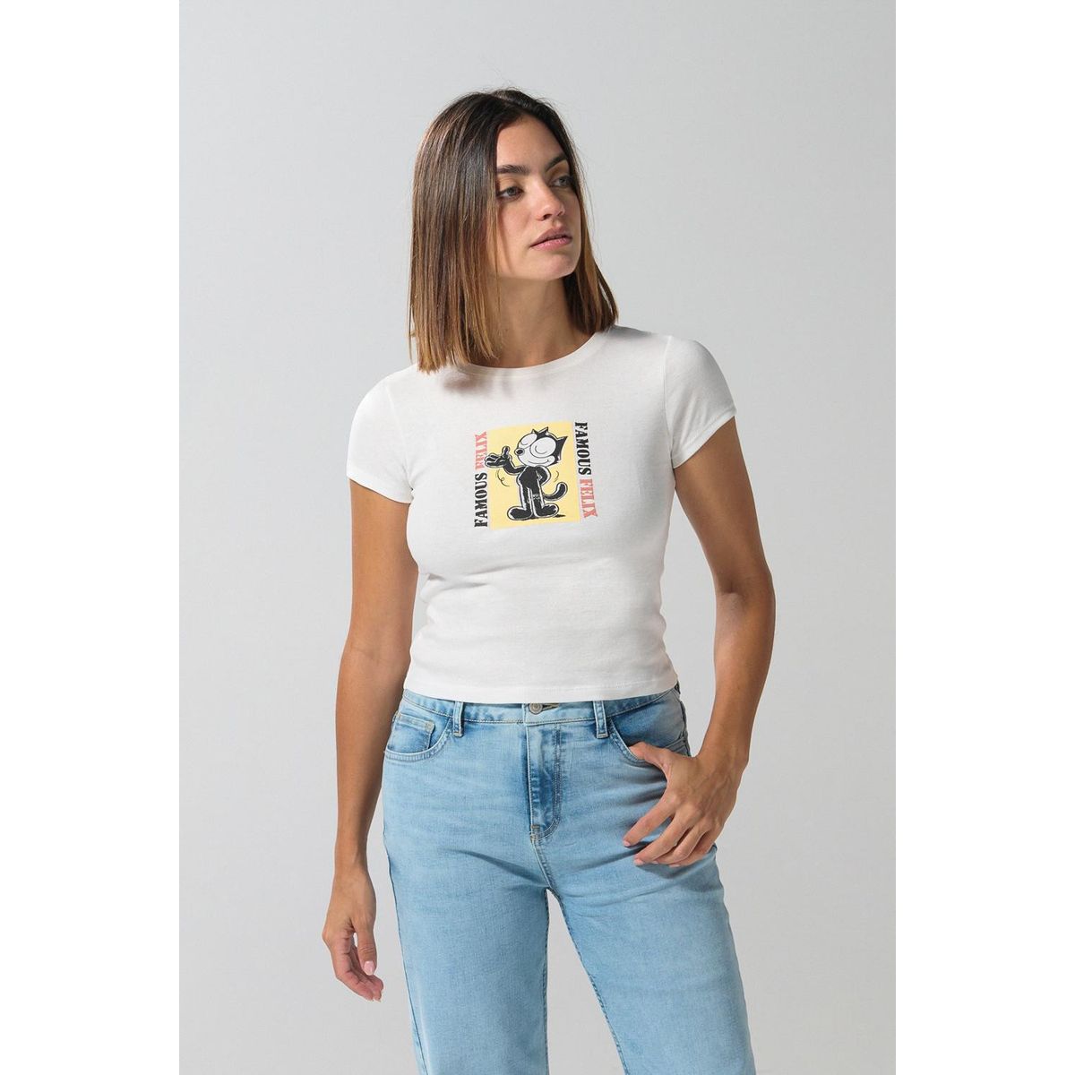 KOAJ - KOAJ Camiseta manga corta en rib con estampado en frente de  Mujer