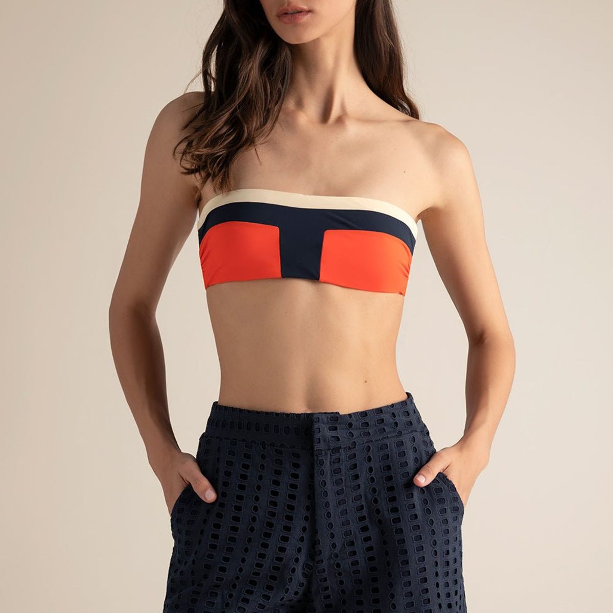 TOUCHE BALNEAIRE - SHORTS EN OJALILLO CON FORRO 0A25052