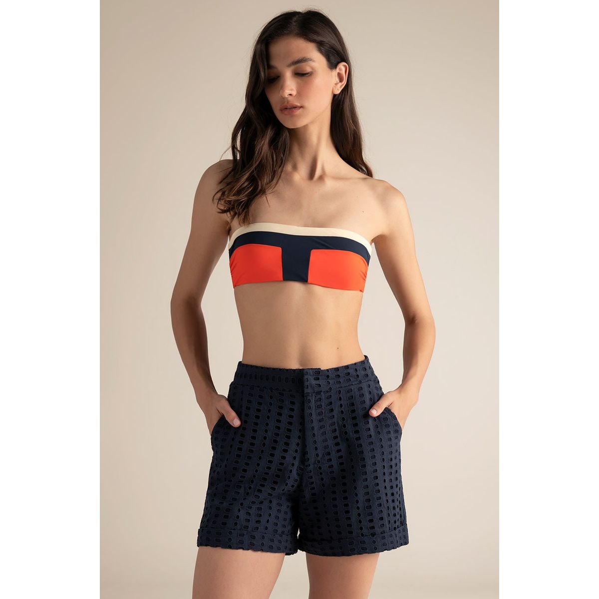 TOUCHE BALNEAIRE - SHORTS EN OJALILLO CON FORRO 0A25052