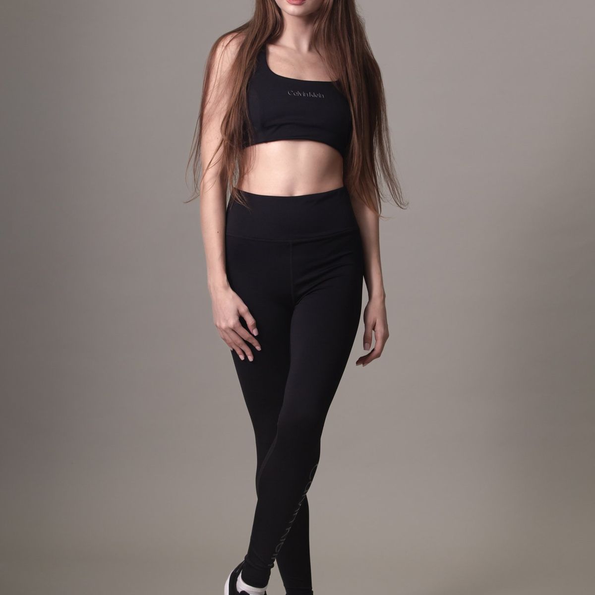 CALVIN KLEIN - Top Negro Deportivo De Impacto Medio Calvin Klein