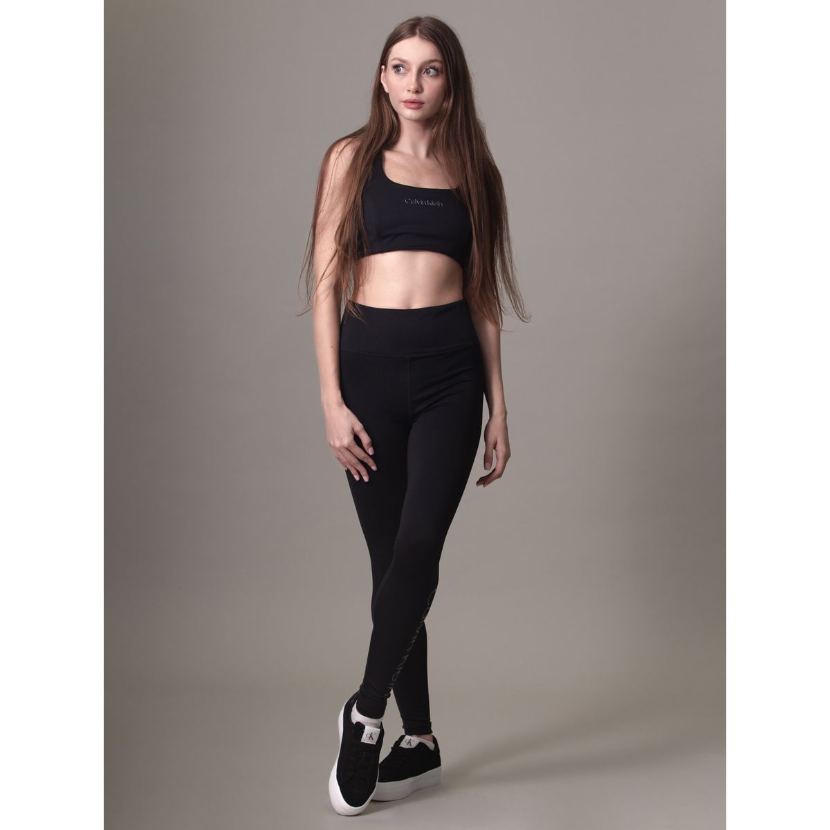CALVIN KLEIN - Top Negro Deportivo De Impacto Medio Calvin Klein
