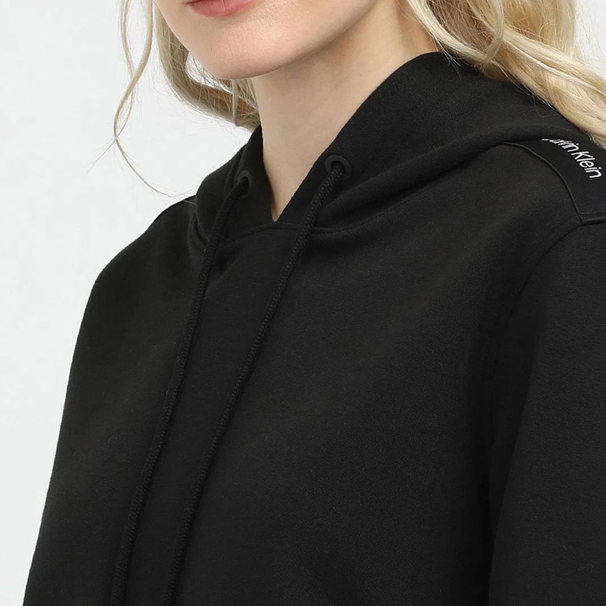 CALVIN KLEIN - Buzo negro con capota de logo elastic Calvin Klein