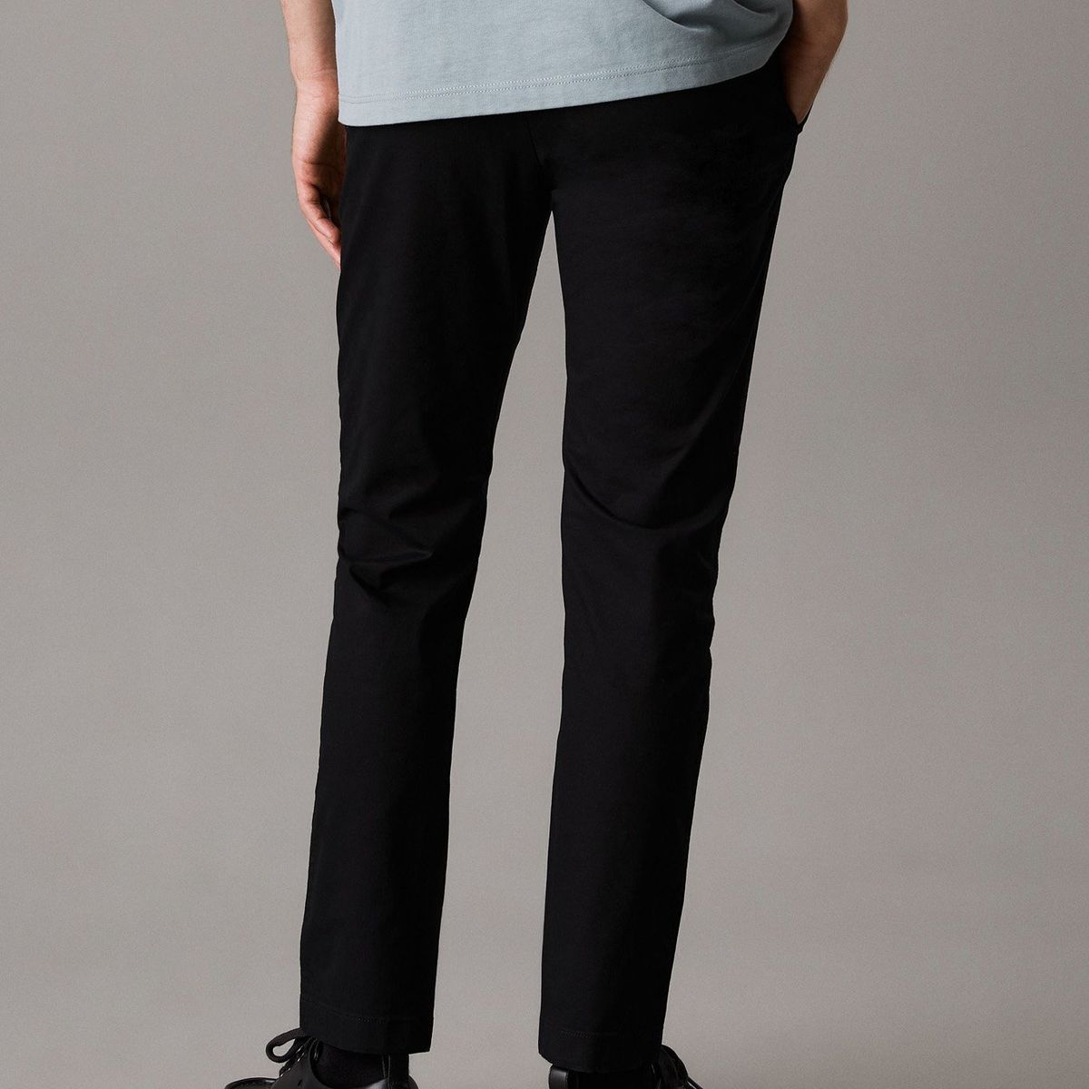 CALVIN KLEIN - Pantalones negro chinos tapered Calvin Klein