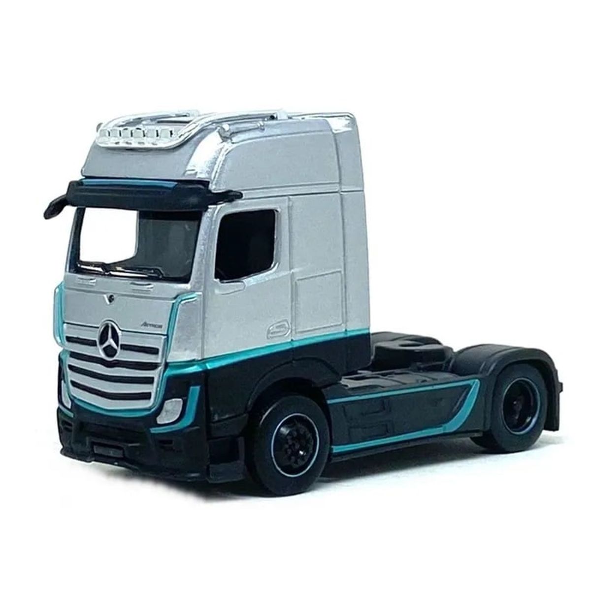 JUGANDO Y EDUCANDO - Camión Coleccionable Mercedes Benz Actros Escala 164