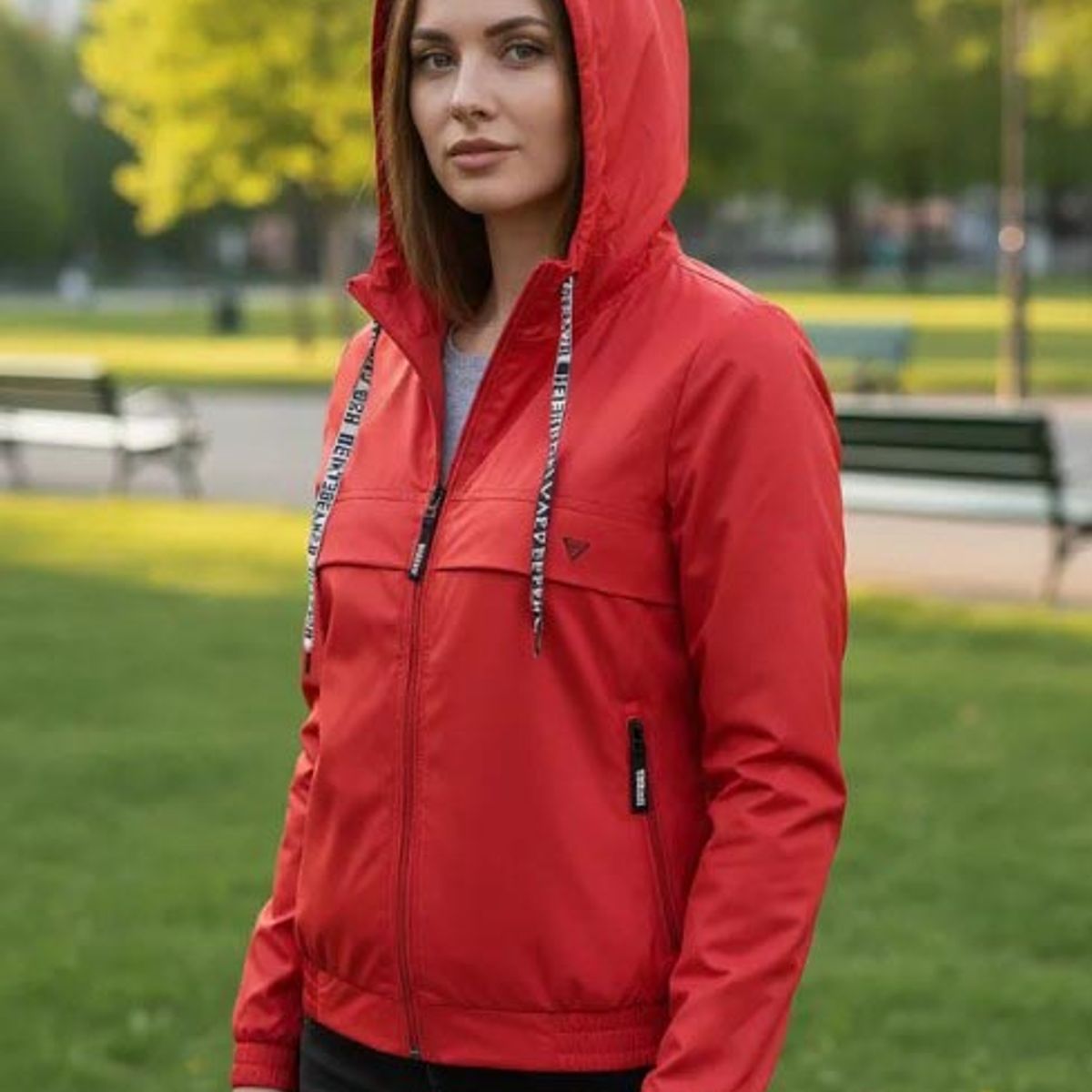 MODA EN CIRCUITO - Chaqueta Impermeable Rompevientos para Mujer