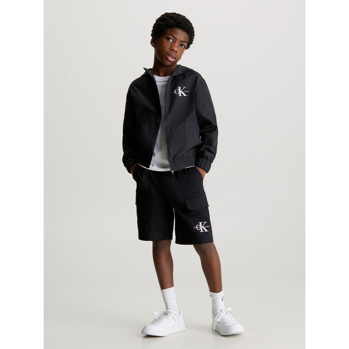CALVIN KLEIN - Cortavientos Niño Negro Negro Essential Con Capota Calvin Klein