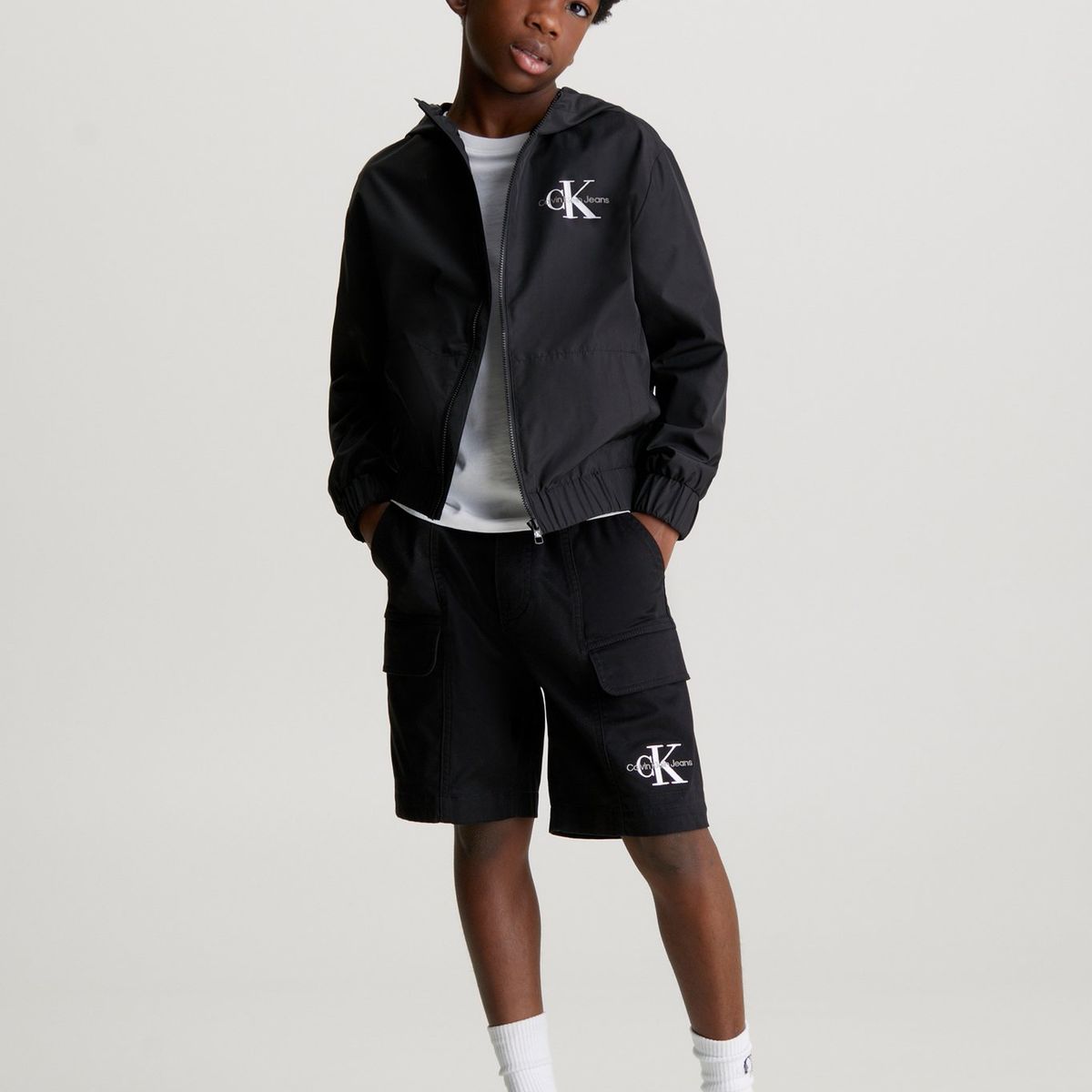 CALVIN KLEIN - Cortavientos Niño Negro Negro Essential Con Capota Calvin Klein