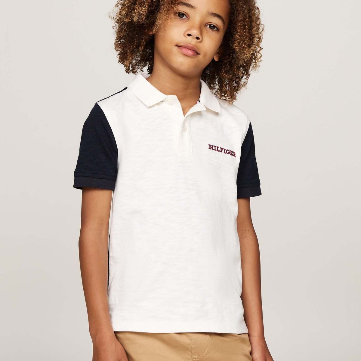 TOMMY HILFIGER - Polo De Corte Niño Corte Regular Con Diseño Colorblock Tommy Hilfiger