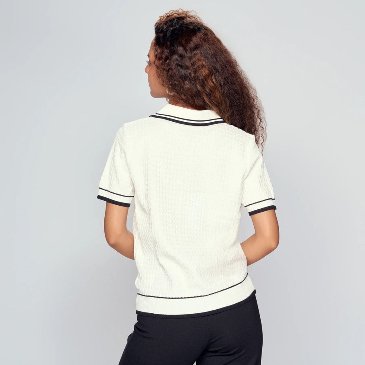 DEREK - Blusa Tipo Polo Unicolor Derek