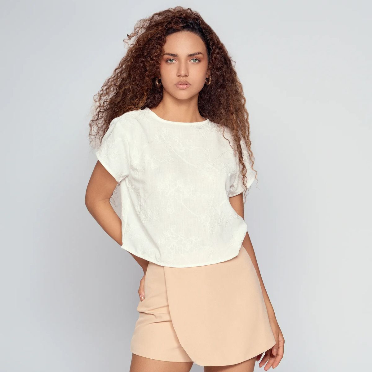 DEREK - Blusa En Ojalillo Para Mujer  Derek