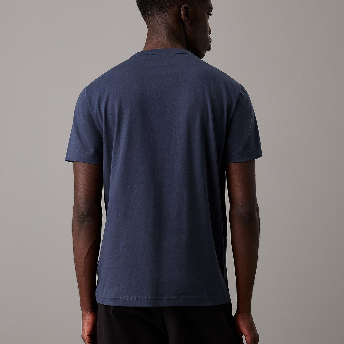 CALVIN KLEIN - Camiseta negra de algodón con parche de goma Calvin Klein