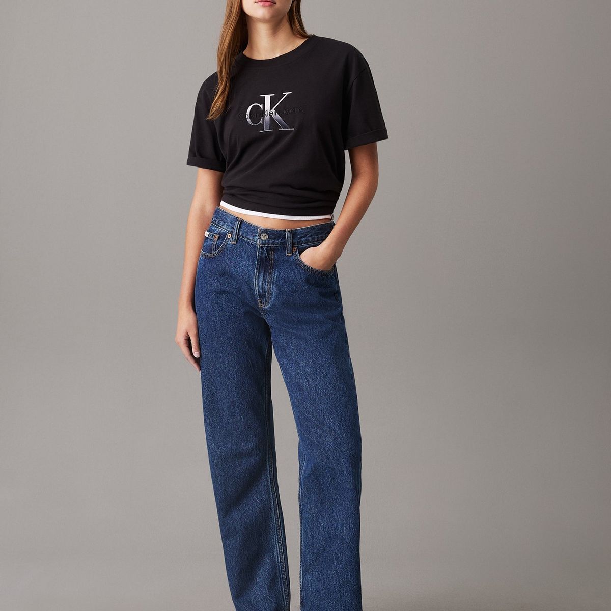 CALVIN KLEIN - Camiseta negra holgada con monograma Calvin Klein