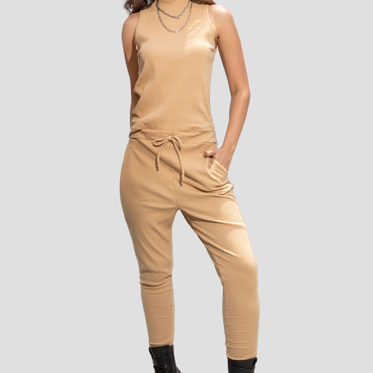 ATYPICAL - Conjunto Mujer Beige Atypical 103311
