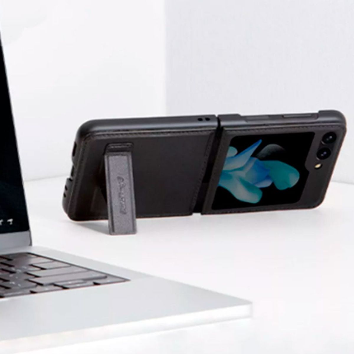 NILLKIN - Estuche Nillkin Qin Leather Case Para Samsung Galaxy Z Flip5