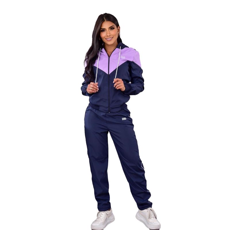 MODA EN CIRCUITO - Conjunto Deportivo o Sudadera para Mujer en Impermeable.